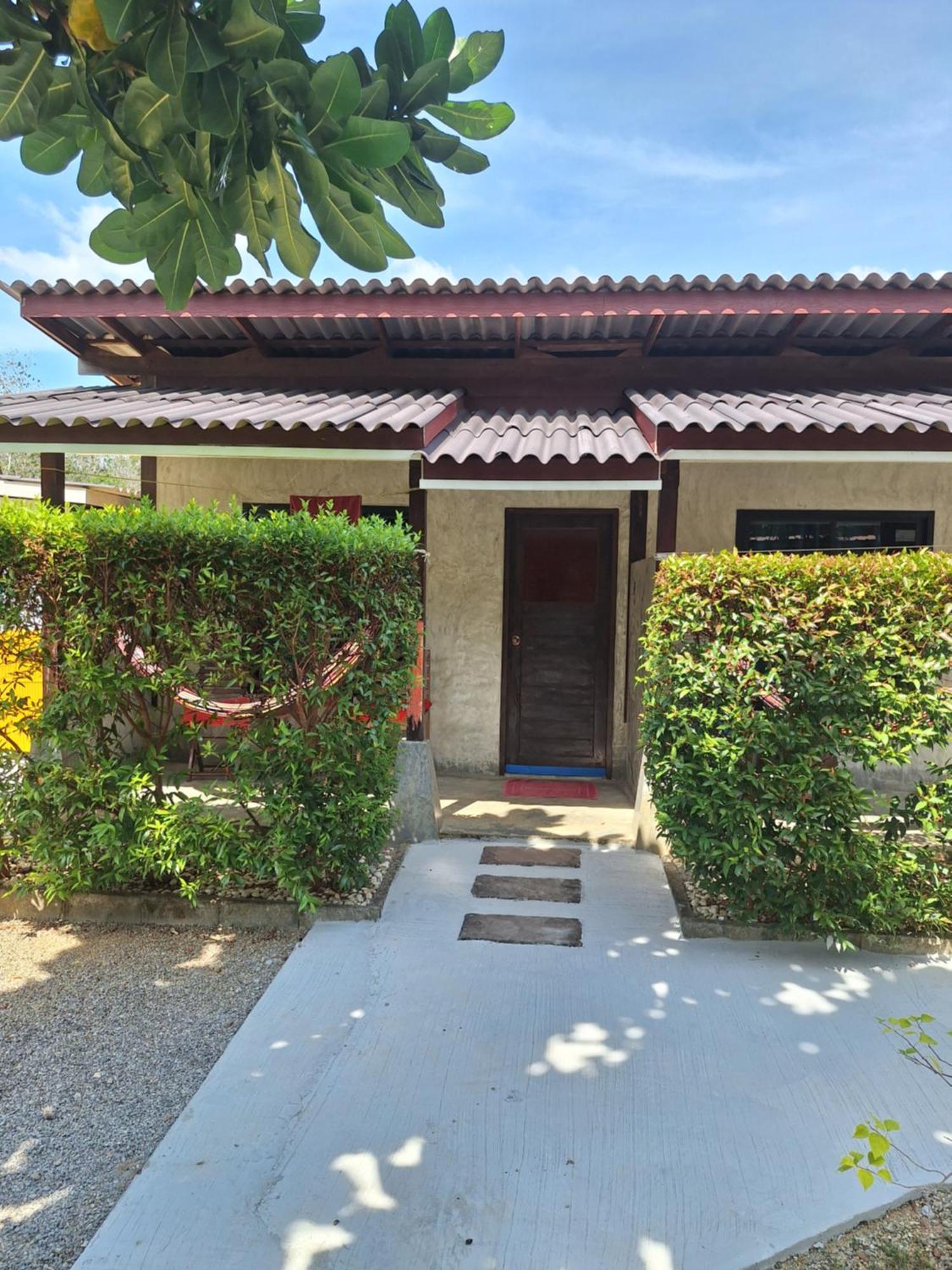 Готель Lanta Happy House Ко-Ланта Екстер'єр фото