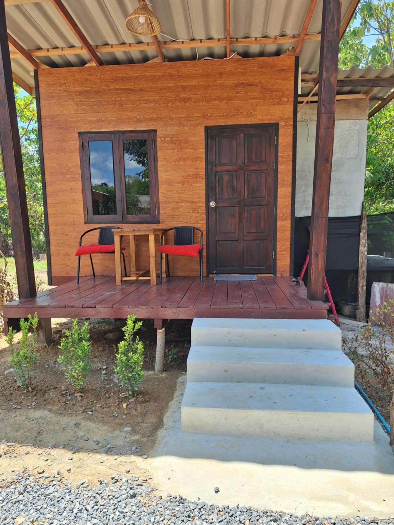 Готель Lanta Happy House Ко-Ланта Екстер'єр фото